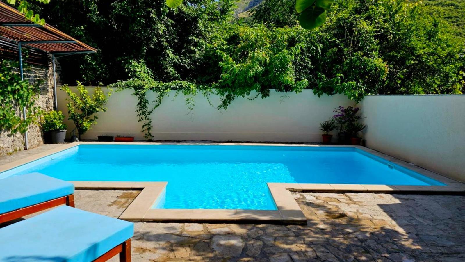 Lovely House With Swimming Pool Mostar